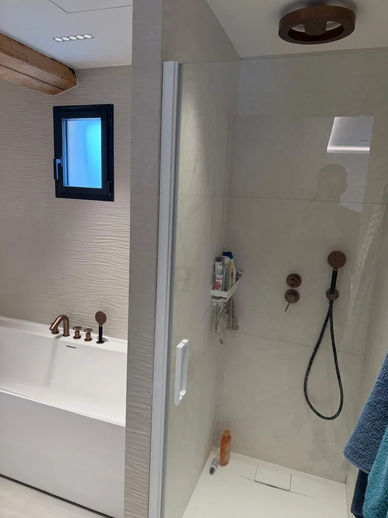 Douche et baignoire robinetterie bronze